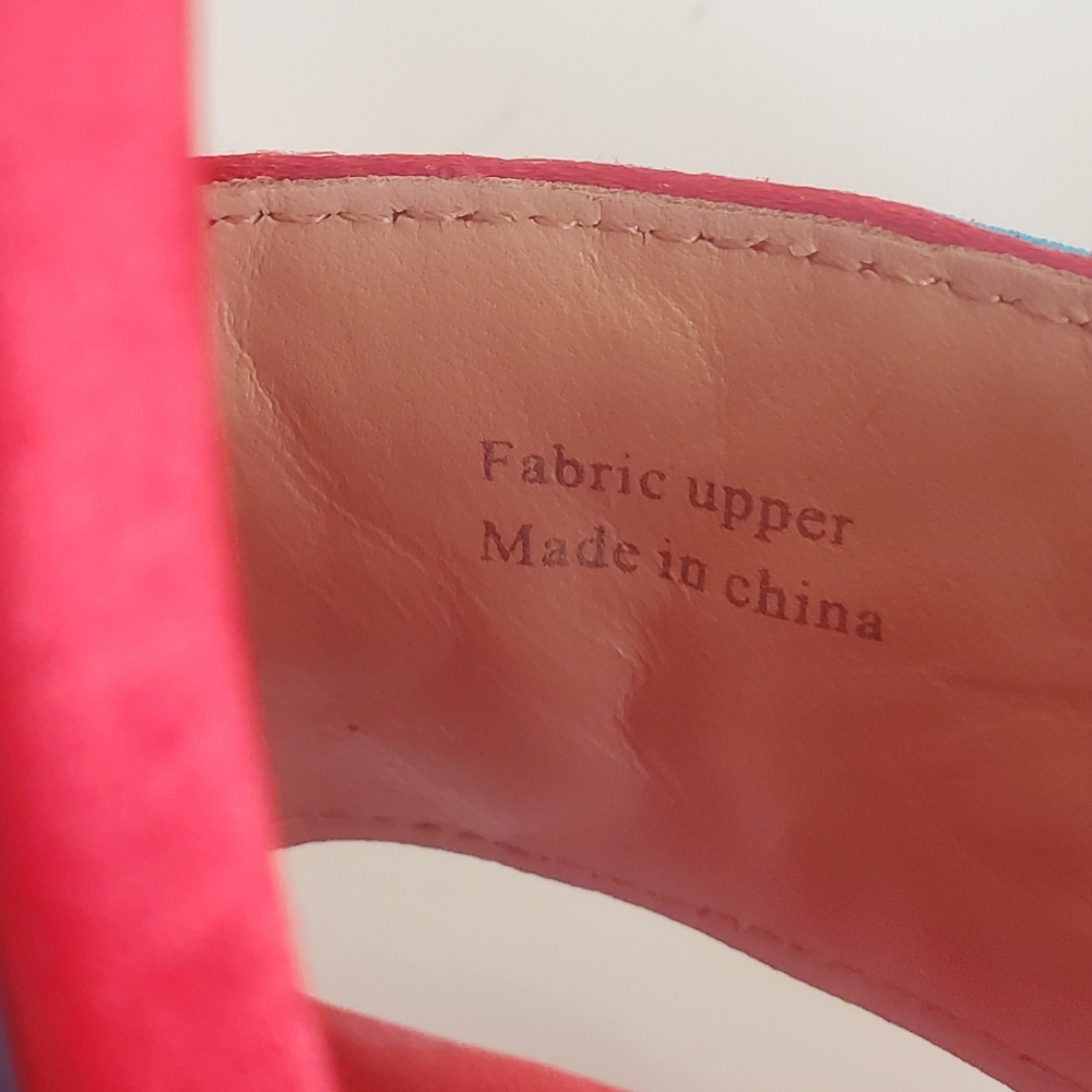 Betsey Johnson Janika Heels Mules Sandals Red Satin Embroidered Floral Size 7.5 - Picture 13 of 14